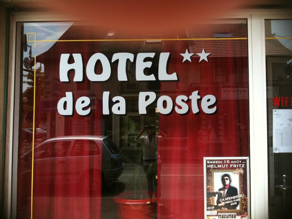דובן Hotel De La Poste מראה חיצוני תמונה